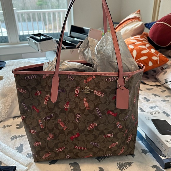 Coach Pink and Brown Tote Bag - Picture 11 of 14